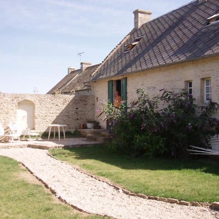 Meuvaines Chambres Et Tables D'Hotes A L'Auberge Touristique מראה חיצוני תמונה