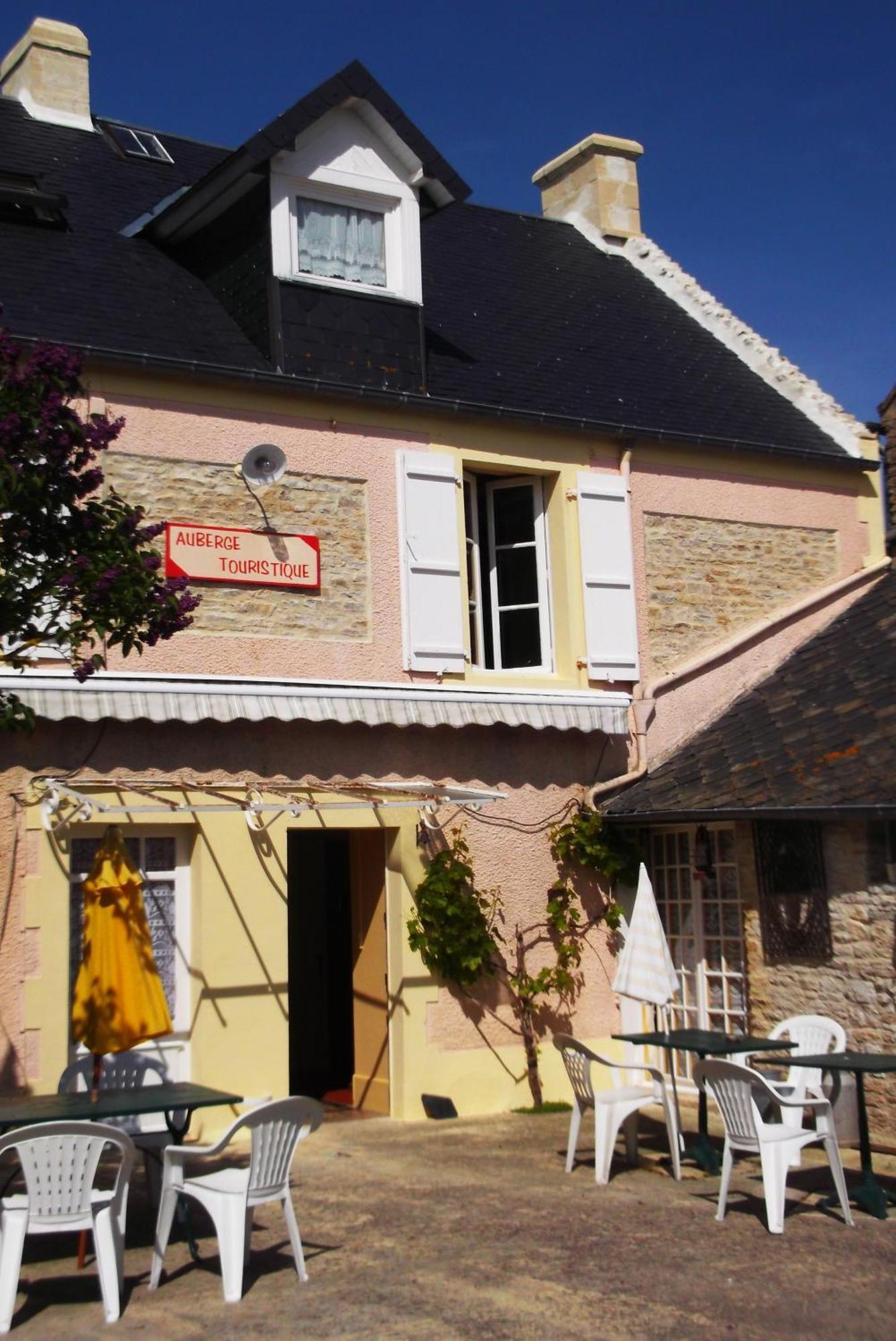 Meuvaines Chambres Et Tables D'Hotes A L'Auberge Touristique מראה חיצוני תמונה
